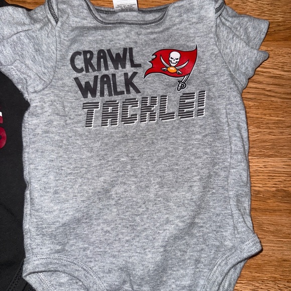 Tampa Bay buccaneers onesie bundle - Picture 2 of 5